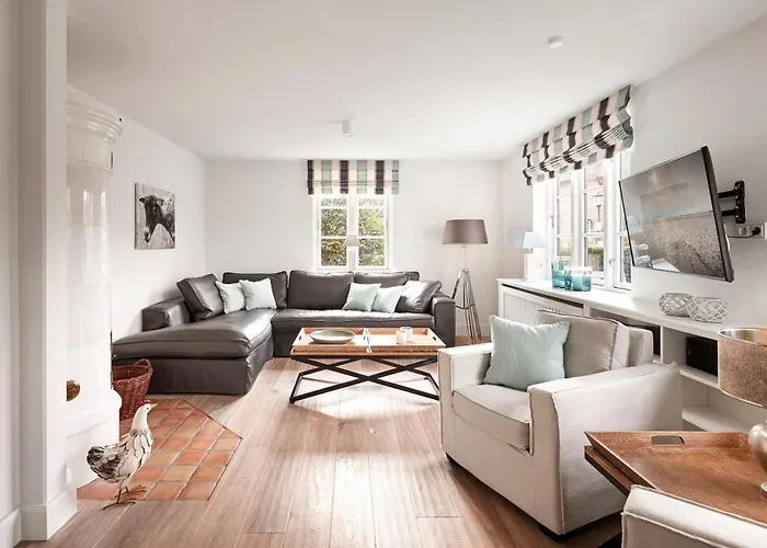 Altes Museum Haus 2 *